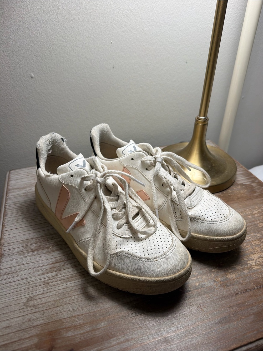 Veja V-10 Sneakers in Off-White with Blush V